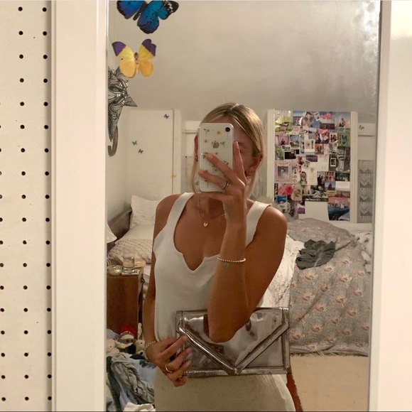 Urban Outfitters Silver Metallic Clutch - Picture 2 of 4